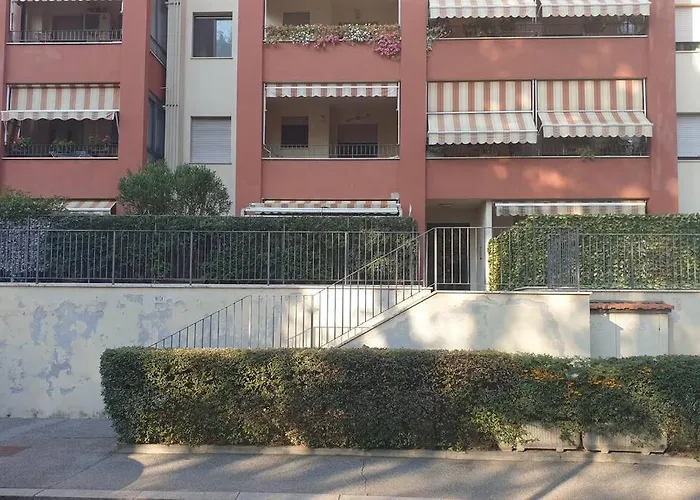 Rebecca\'S House Florence